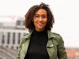 Jun 30, 2021 · karagümrük'ün senegalli yıldızı alassane ndao, avrupa ekiplerinin hedefinde. Amina Ndao Sie Ist Die Neue Moderatorin Bei Sky Sport News