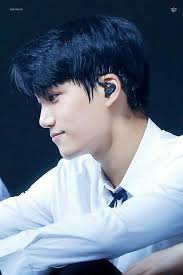 Masih 18 tahun 9 seleb cowok ini punya karisma luar biasa. Om Jong In Kim Jong In Exo Exo Kai