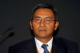Ahmad nizam has worked in the oil and gas industry for 37 years and has served in petronas for most of his career, according to the statement. Ahmad Nizam New Petronas Chairman Wan Zulkiflee Remains President The Star