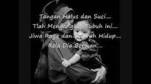 Lirik Lagu Bunda By Melly Goeslaw Youtube