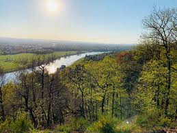 Blick Von Der Agneshohe In Richtung Dresden Entlang Der Elbe Aussicht Dresden Reisen