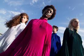 20 Creative Examples Of Fashion Photography 20 Creative Examples Of Fashion Photography Top tips & creative ideas.