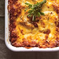 Lasagne Al Ragu A La Bechamel Ricardo Recipe In 2020 Chicken Tacos Delicious Veggies Taco Casserole