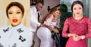Nigeria still dey face plenti wahala on top di sexual orientation mata so dis gist don bring different kain. Bobrisky And Tonto Dikeh Snub Anita Joseph On Her Wedding Miss Petite Nigeria Blog