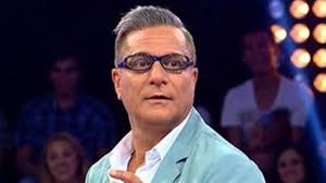 Check spelling or type a new query. Mehmet Ali Erbil In Saglik Durumu Kritik Lutfen Dua Edin Kacis Sendromu Nedir Magazin Haberleri Ntv