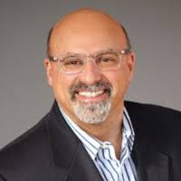 Amy Hiemstra's Instagram, Twitter & Facebook