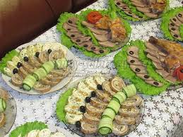 салаты и закуски на праздничный стол рецепты с фото Novogodnie Salaty 2014 God Loshadi Luchshie Recepty Servirovka Pishi Recepty Zakusok Zakuski