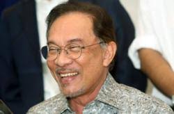 Umno veteran leader tan sri tengku razaleigh hamzah and opposition leader datuk seri anwar ibrahim are basically staring down each other for the premiership while former prime minister tun dr mahathir mohamad has. Search The Star