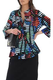 La collezione primavera/estate joseph ribkoff 2018 incarna con fedeltà lo stile del brand, dedito alla creazione di abiti per la donna impegnata che necessita uno stile formale per l'ufficio o per occasioni quali la vacanza, la crociera, la vita serale. Womens Clothing Joseph Ribkoff Style Code 211225 178