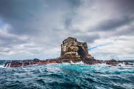 Darwin's arch, a famous rock formation off the galapagos islands, has collapsed. Darwin S Arch Natures Eye