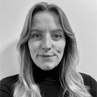 100+ "Amber Barton" profiles