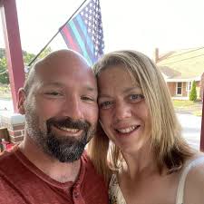 Farmhouse-style toilet paper holder ideas