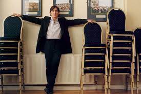He went on to study law at university. Cillian Murphy Gangsterboss Bosewicht Bodenstandiger Schauspieler Gq Germany