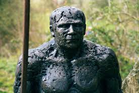 De neanderthaler was een slimme overlever. Evolutionspfad Neanderthaler Im Kreis Stadtverwaltung Mettmann