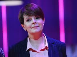 Załóż konto cda premium i nie trać czasu na wczytywanie. Karolina Korwin Piotrowska Polskie Koscioly Pustoszeja Kosciol Jest Teraz Na Instagramie I Facebooku Tam Sa Teraz Kaplani Rozmowa Dziennik Baltycki