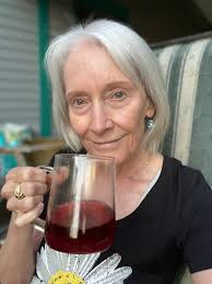 Are your lips one of your insecurities? Dark lips is a No! No! Ghurl! We  have to fix that and make it look kissable 😍🫦 Lip color correction only  p3000/session Lip color