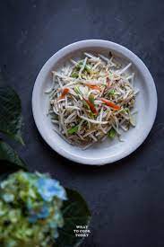 Tumis Tauge Ikan Asin Stir Fried Bean Sprouts With Salted Fish Crisp Fresh Bean Sprouts Tau Instant Pot Asian Recipes Easy Asian Recipes Asian Fusion Recipes
