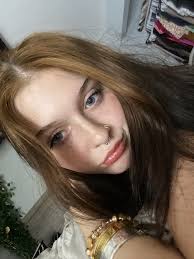 Layla Dennis (@layla_dennis)