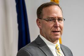 Prosecutor says he won't retry ex-Grand Rapids officer Schurr