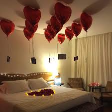 Surpresa Para Namorado 19 Dicas E Ideias Para Usar Em 2020 Wedding Night Room Decorations Romantic Room Decoration Bridal Room Decor