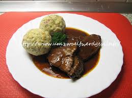 Rehbraten Aus Dem Backofen Um Zwoelf Werd Gess Mein Personliches Kochbuch Rehbraten Rehbraten Rezept Lebensmittel Essen