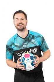 This actor was the face of the most interesting man. Greenock Actor Martin Compston Signs Up For This Year S Soccer Aid Greenock Telegraph