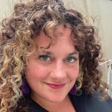 Julia Lasala's Instagram, Twitter & Facebook