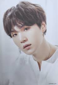 Los jugadores pasan por deshacerse de todas sus tarjetas a juego con una sigue siendo uno, pero para las fans de bts. Pin On Suga