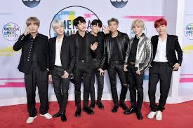 Bts Bring The Best Boy Band Style On The Amas Red Carpet American Music Awards Bangtan K Pop Boy Band