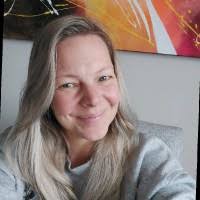 9 "Nadia Boudreau" profiles