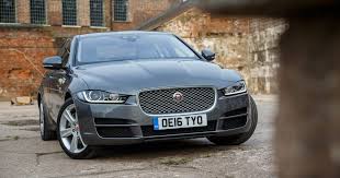 The 2017 xe is out to rebuild jaguar's image in this relatively inexpensive, highly competitive segment. 2017 Jaguar Xe Portfolio Review Ingenium 2 0 Litre Diesel