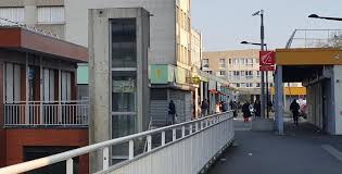 confinement coronavirus jour 1 au bois l abbe a champigny sur marne 94 citoyens