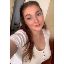 Molly Fenner's Instagram, Twitter & Facebook