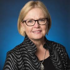 Regina Mullins's Instagram, Twitter & Facebook