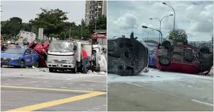 Road accident fatality rate in singapore vs comparable cities. Taxi M Cycle Lorry 4 Cars Accident At Pasir Ris Woman 57 Taken To Hospital Mothership Sg News From Singapore Asia And Around The World