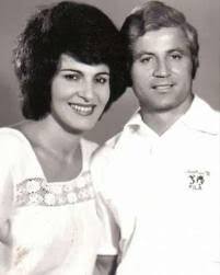 Pot exista și clauze suplimentare. Irina Loghin A Ascuns Secretul Asta Peste 40 De Ani Cine Este De Fapt Sotul Ei Si Ce Servicii Ii Oferea Gratis Cantaretei