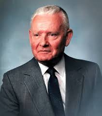 Mary Summerall's Instagram, Twitter & Facebook