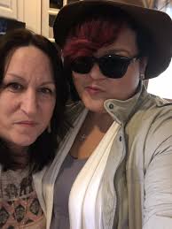 Danielle Hanley (@lightbright_freckledface) • Instagram photos and videos