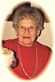 Phyllis Broomfield's Instagram, Twitter & Facebook