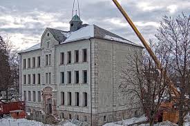 Nutzen sie unsere beratungsqualität in den filialen vor ort oder. Abbruch Der Parkschule In Munchberg Hat Begonnen 100 Hof