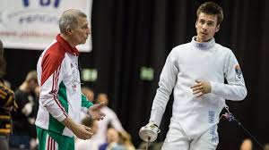 A 100 éves magyar olimpiai bajnokkal kampányol a. Itt Az Ujabb Magyar Vivo Aki Elverte Europat 24 Hu