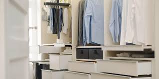 In unserem kostenlosen dreidemensionalen schrankkonfigurator kannst du die masse das design und die ausstattung fur einen schrank nach mass selbst bestimmen. Kleiderschrank Einrichten Die 7 Besten Tipps Fur Mehr Uberblick