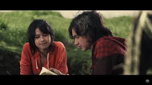 Maybe you would like to learn more about one of these? Sinopsis Perahu Kertas 1 Tayang Di Tvri Malam Ini Jam 21 30 Wib Tribun Jateng