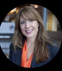 Holly Atwood's Instagram, Twitter & Facebook