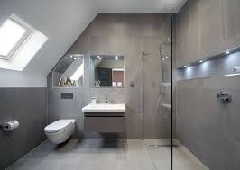 Eine Moderne Turlose Duschkabine Im Badezimmer Moderne Badezimmerideen Duschkabine Badezimmer