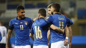 Entdecke alle deine adidas favoriten! Zwolf Positive Falle Squadra Azzurra Als Corona Hotspot Suedostschweiz Ch