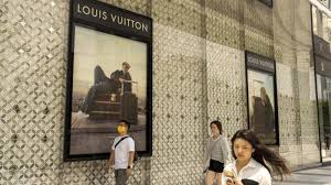 Tumbling Share Prices Point to Waning Luxury Spending Boom