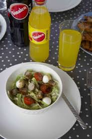 Bratwurst Salat Mit Sinalco Rezept Wurstchen Rezepte Bratwurst