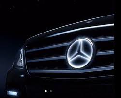 Mercedes Benz Illuminating Star Logo Mercedes Mercedes Benz Benz