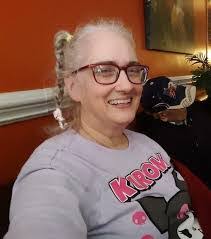 Tammy Cox's Instagram, Twitter & Facebook